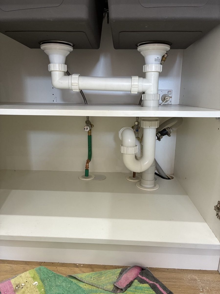 Kitchen pipework